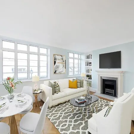 Apartment Stylish 4-bedroom With Spectacular Views In
